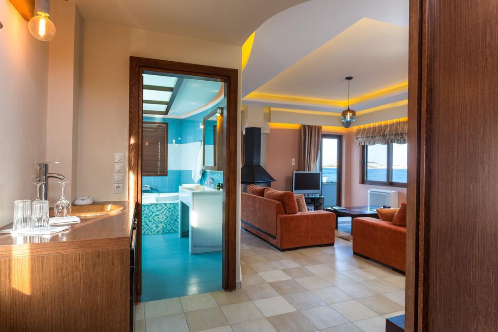 Cavo Seaside Suites (Adults Only) Rethymno  Bagian luar foto